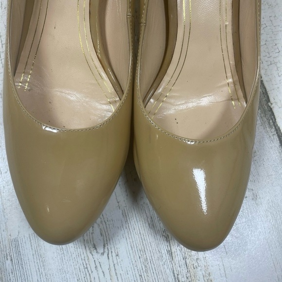 Cole Haan Pumps Womens 9B Nude Tan Patent Leather Kitten Heel Office Work - Picture 6 of 9